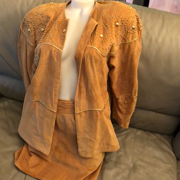 Cache Jackets & Blazers - Cache Suede Set Size 10”